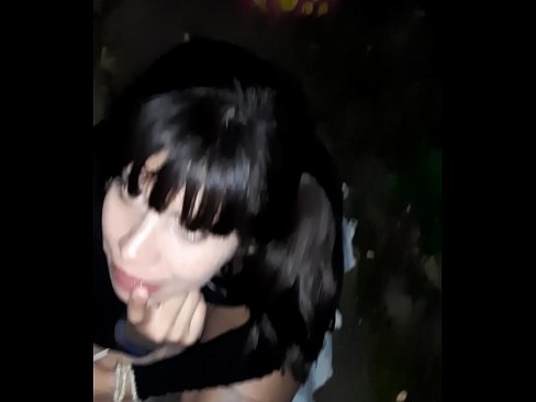 ❤️ Pamsewu mbolo yatupa posinthanitsa ndi maswiti Zolaula zapakhomo pa ife ❌